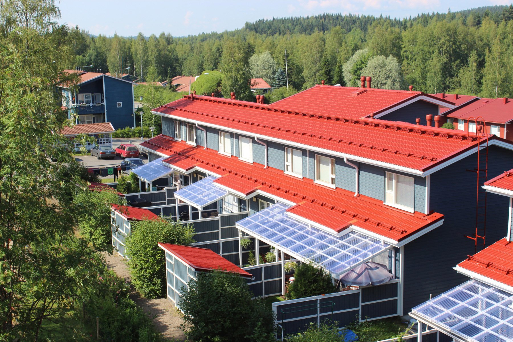 Eliittikattojen kattoremontti kestää aikaa ja sääolosuhteita.