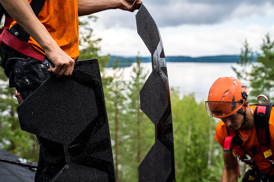 Eliittikattojen asentama huopakatto on aina huipputyötä